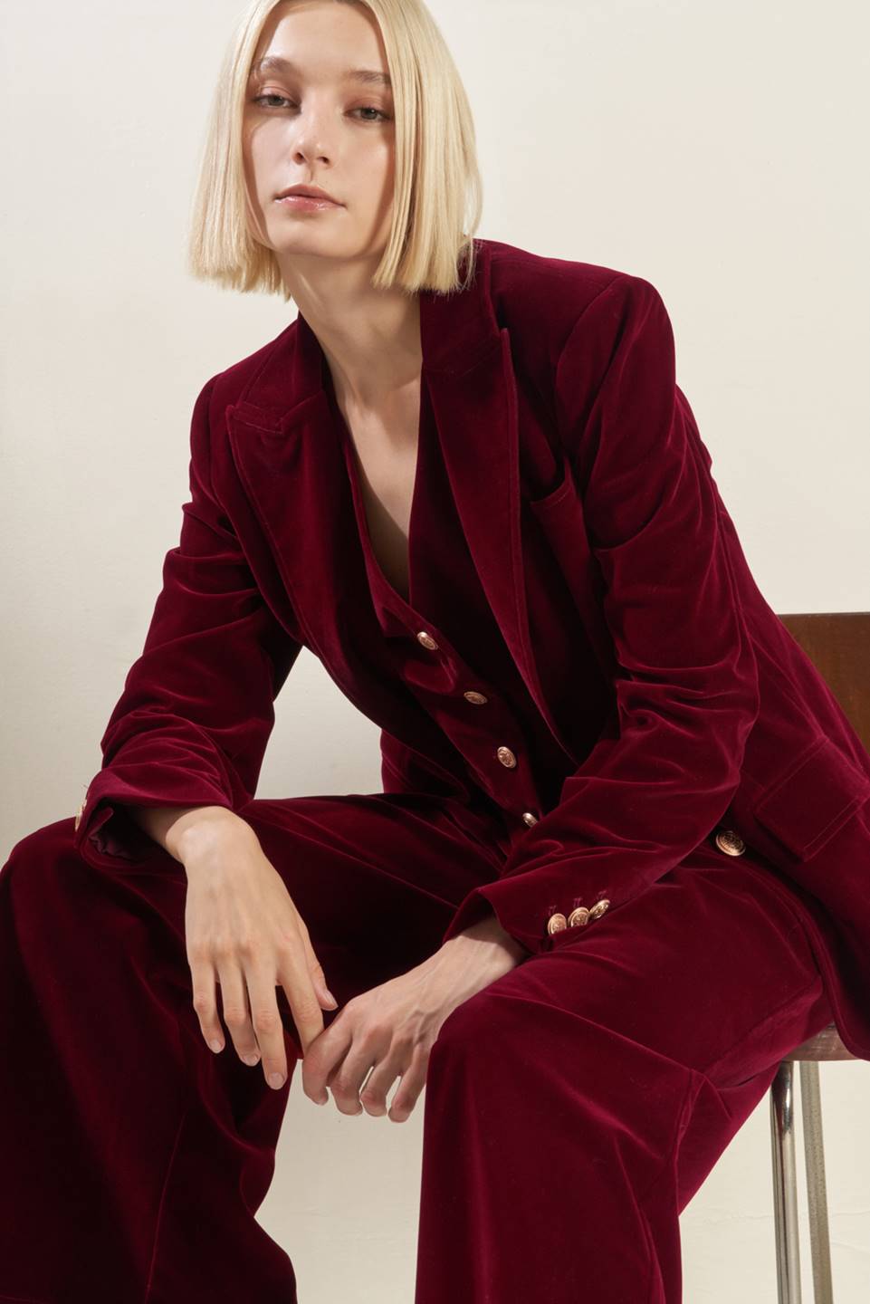 COY CHARM VELVET BLAZER Flying Tomato